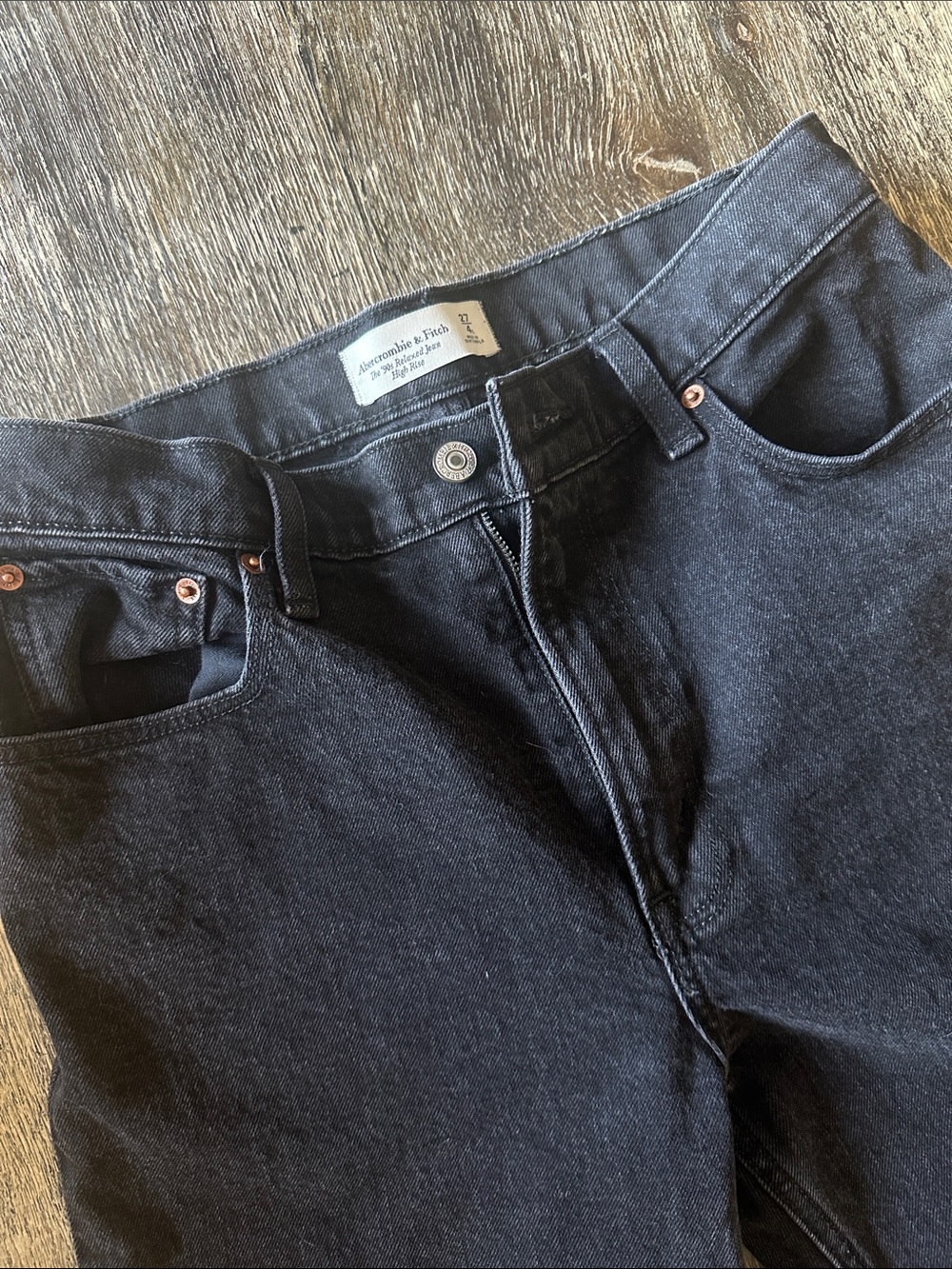 Abercrombie & Fitch Black Straight-Leg Denim Jeans